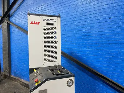 USED 2023 LNS SV408