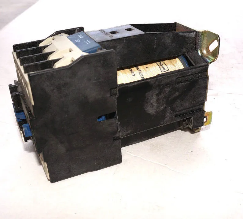 USED TELEMECANIQUE LP1-D25008 CONTACTOR LP1D25008