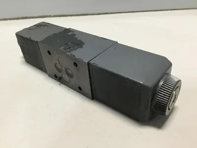 USED VICKERS DG4V-3-6C-M-U-HL7-60