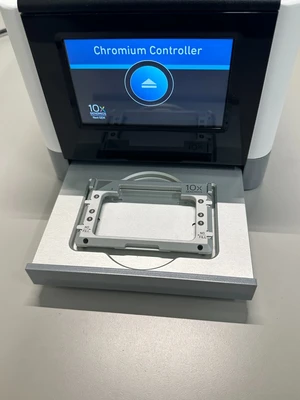 10X Genomics Chromium Controller GCG-SR-1 year 2021