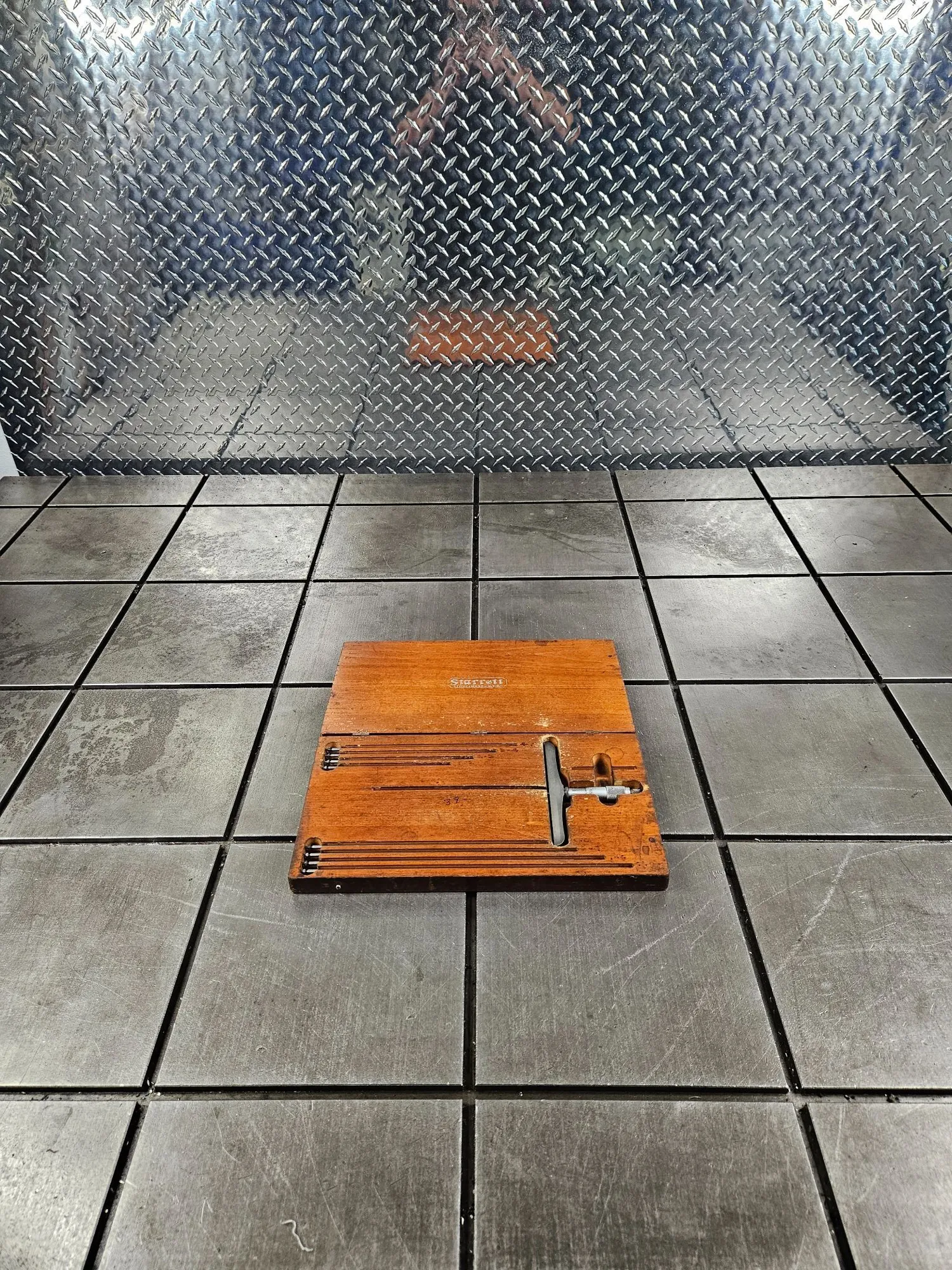 USED STARRETT No 445
