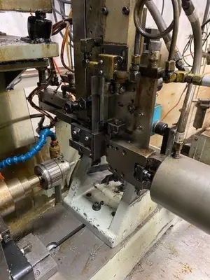 Used UNIVERSAL AUTOMATIC AS Nut Tappers | Walden Machinery #1288907