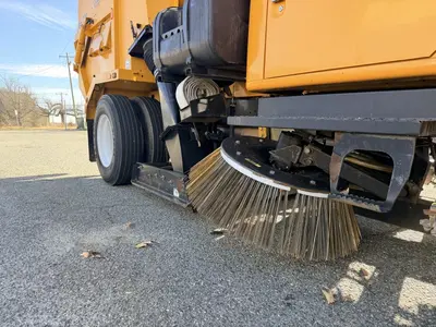 Used 2001 INTERNATIONAL 4000 Street Sweeper North Carolina US | Levan Equipment #1546311