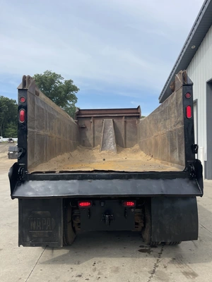 Used 1995 MACK RD688S TRI-AXLE Dump trucks Michigan US | Miedema Asset Management Group #1355014