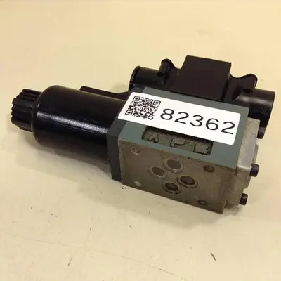 USED REXROTH 4WE6DA0AG24NPS9520