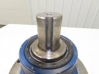 Sumitomo Cyclo CNFX-4110G-17/G112/C160 Inline Gearbox 17:1 Reducer 3.17kw 88rpm