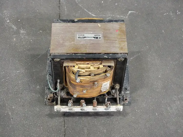 Used HAMMOND MANUFACTURING GU7P Transformers British Columbia CA | Lenmark #265714