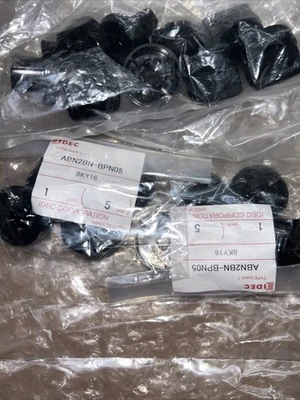 Large Lot of New various IDEC   Buttons & Caps See Photos + Warranty