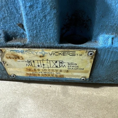 USED Vickers DG4V36CMWB40
