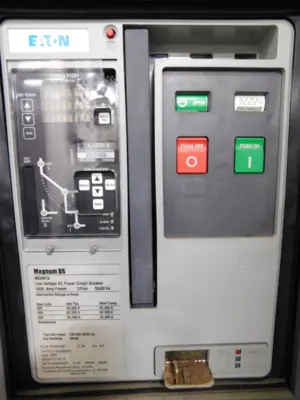 Eaton _UNKNOWN_ Circuit Breakers | Equipment Recovery Corp. (11)