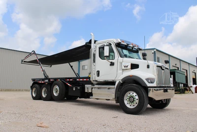 New | in-Stock 2027 WESTERN STAR 47X Hooklifts & Roll-Offs Texas US | Roll Off Truck World #1492010
