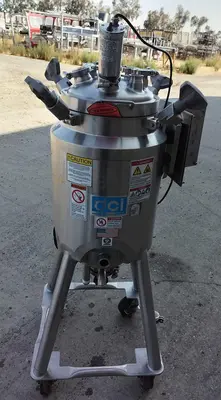 Tank, 10.6 Gallon (40 Liter), DCI, Agitated, Stainless Steel, 45 PSI, FV, #5991469