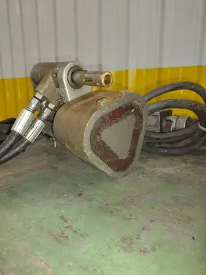 LAMINA PORTABLE DRILL & HYDRAULIC POWER UNIT: STOCK #21301