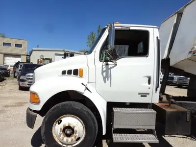 Used 2001 STERLING STERLINGACTERRA Dump trucks Manitoba CA | Conquest Truck & Auto Sales #1421326