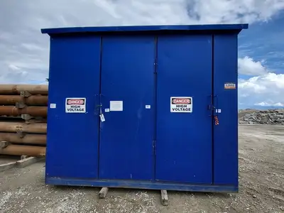 Power Distribution Center (PDC), 1600A Main, 2-400A & 4-100A