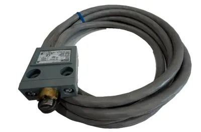 ALLEN BRADLEY 802B-CSADXSXC3 LIMIT SWITCH SER. A 802BCSADXSXC3 NEW, SURPLUS