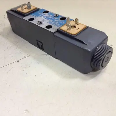 USED VICKERS DG4V-3-6C-M-U-HL7-60