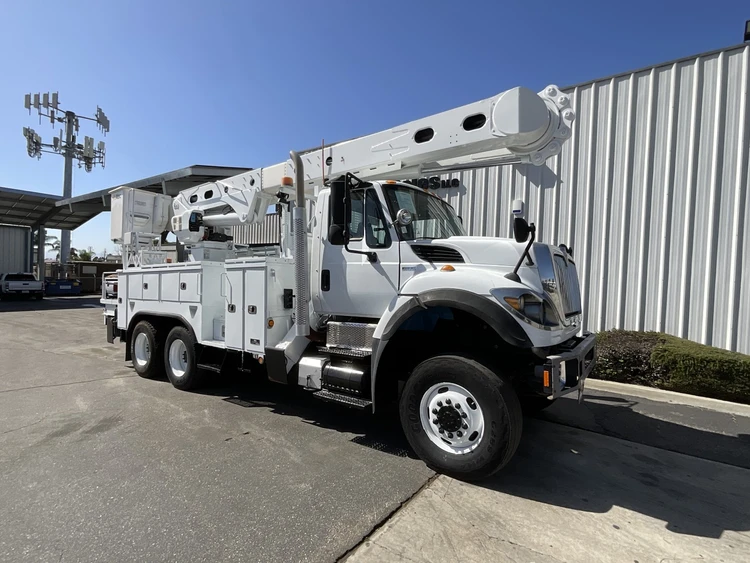 Used 2015 INTERNATIONAL 7500 Bucket (boom) trucks California US | Big Truck & Equipment #1542413