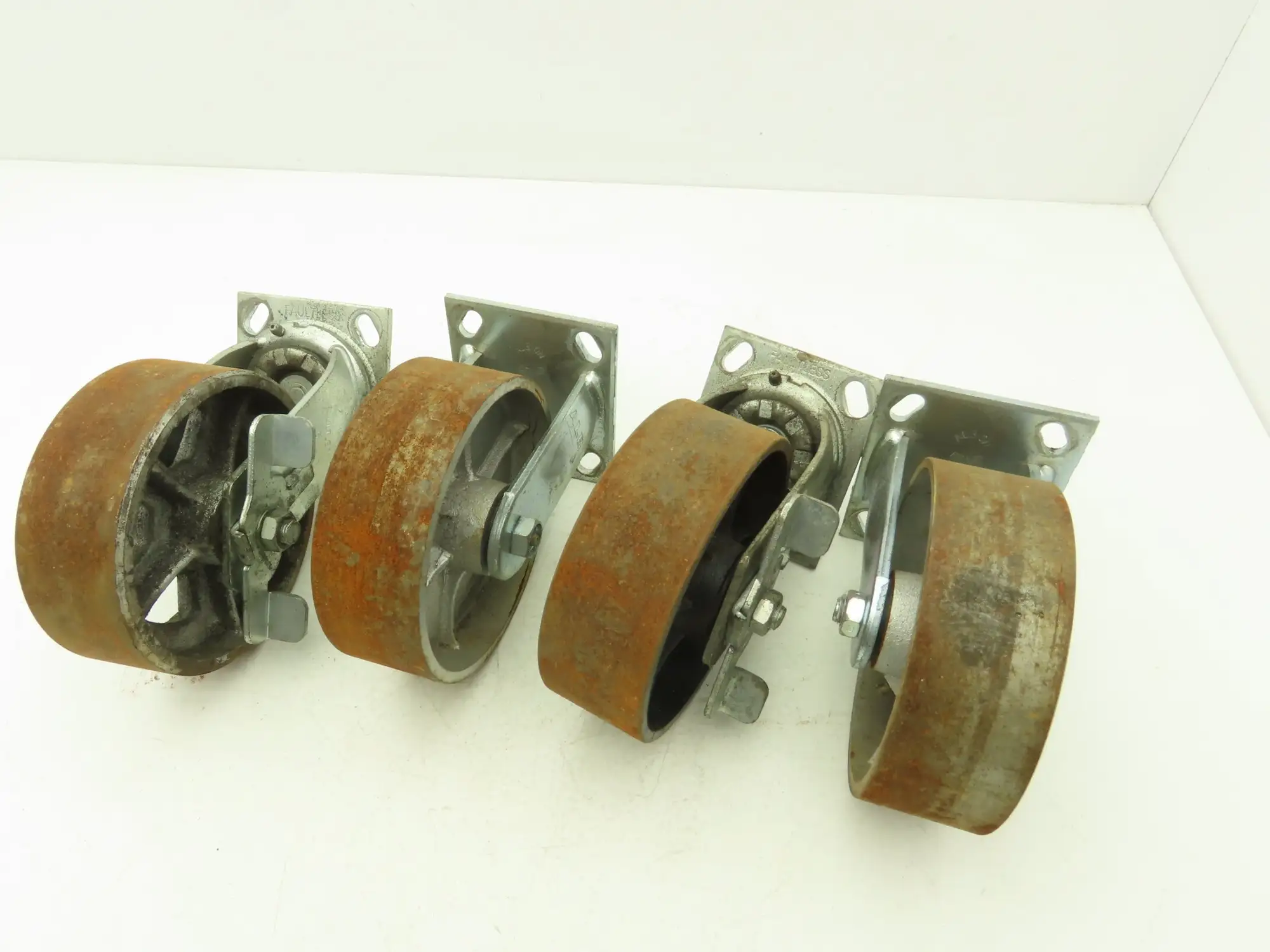 Albion 6" Caster Wheel Cast Iron (2) Swivel Locking (2) Rigid 7-1/2"H Lot of 4