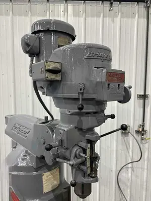 USED 1983 BRIDGEPORT SERIES I