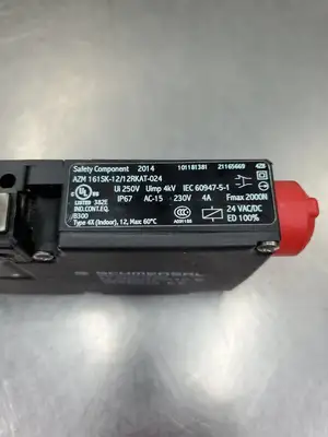 Used Schmersal AZM 161SK-12/12RKAT-024 Relays & Switches South Carolina US | Palmetto Automation #1520655