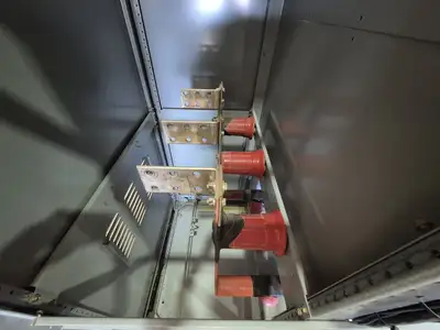 Double Fused Interrupter Switch 5 kV, 4160 Volts & Conduit Cabinet