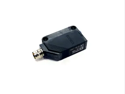 E3Z-D86 | Omron  Diffuse Reflective Photoelectric Sensor - New Other