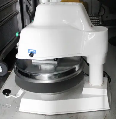 Doughpro Proluxe Dp3300 Pizza Dough Press NSF Automatic Upper Heated Platen, 18″ automatic dough press.