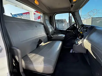 Used 2016 FREIGHTLINER M2 106 Tractors & Trailers Florida US | Truck and Van Outlet #1506256