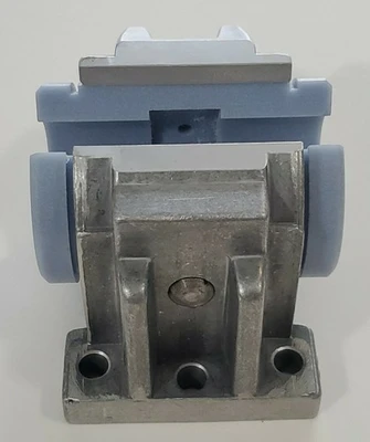 NEW SKF LUCT30PA