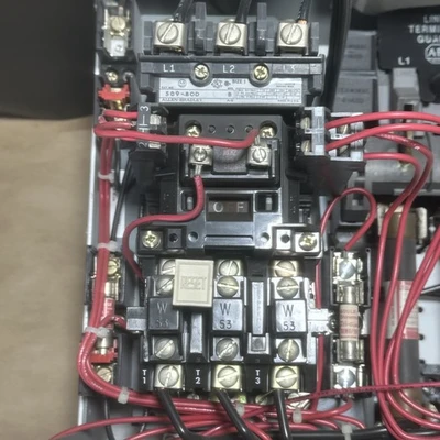 USED Allen-Bradley 2112B-BDB-3-5G-6P-24R-79U-111-90189 K