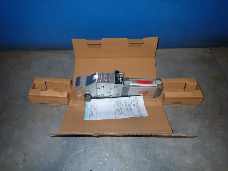 Used DESTACO 82M3E23005NL81 Pumps Ohio US | HGR 24 #1176380