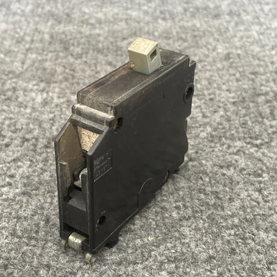 Used cutler hammer CHB120 Circuit Breakers California US | Davliegogo LLC #1705558
