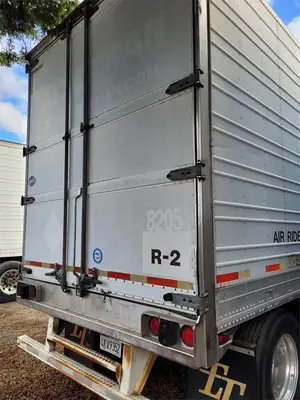 USED 2002 UTILITY 48FT