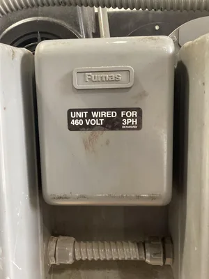 Pureflow Johnson Controls Dual Air Compressor 200 PSI 25 Gal.