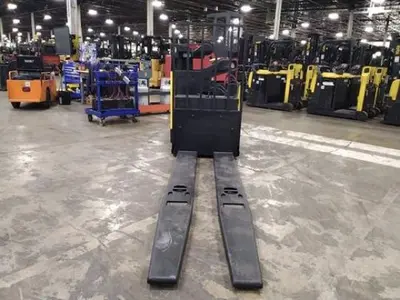Used 2022 HYSTER BE080ZHD Pallet Jacks | Russell Equipment #723631