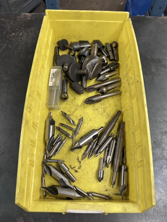 Used _UNKNOWN_ _UNKNOWN_ Chamfering & Deburring Tools Michigan US | Miedema Asset Management Group #1360936