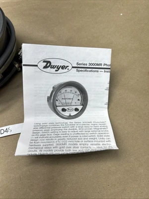 NEW Dwyer 3000MR Photohelic