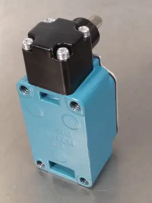 Honeywell 1LS91 Precision Limit Switch Loc4D28