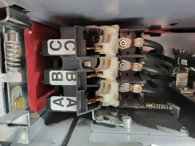 USED SQUARE D MODEL 6