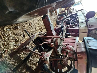 FARMALL 560 Tractor | Iron Listing (17)