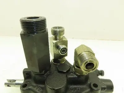 Clark CD476A | 1612-BQ | 1612-1R Hydraulic Actuator NPR20 Reach Truck Forklift