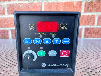 USED ALLEN BRADLEY POWERFLEX 4 22A-D1P4N104  SERIES A AC DRIVE 0.5 HP