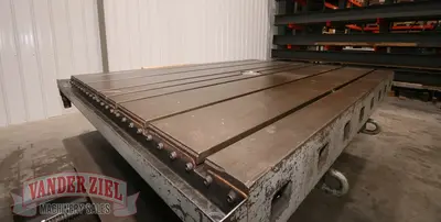 Giddings & Lewis 6' x 8' Air Lift Rotary Table