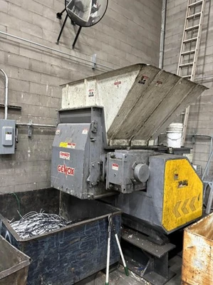 USED 2013 GENOX GXS4080