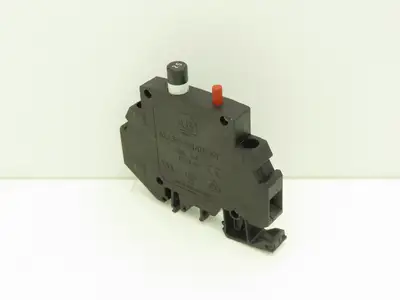 Allen Bradley 1492-GH025 Mini Circuit Breaker 2.5 Amp 1-Pole 250VAC Lot of 8