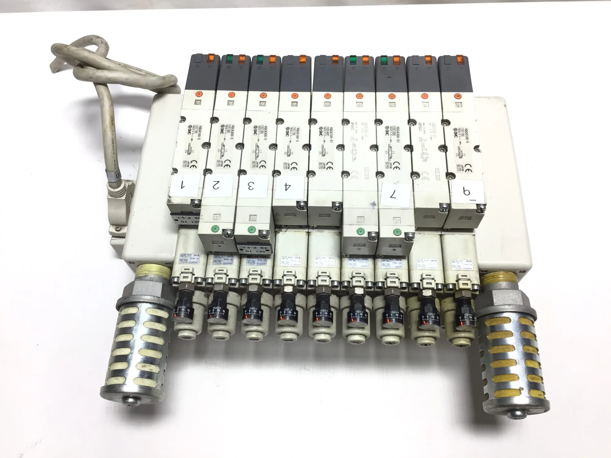 SMC ARBQ4000-N0-P-1 Manifold Solenoid Valve Set Press 7-120 PSI