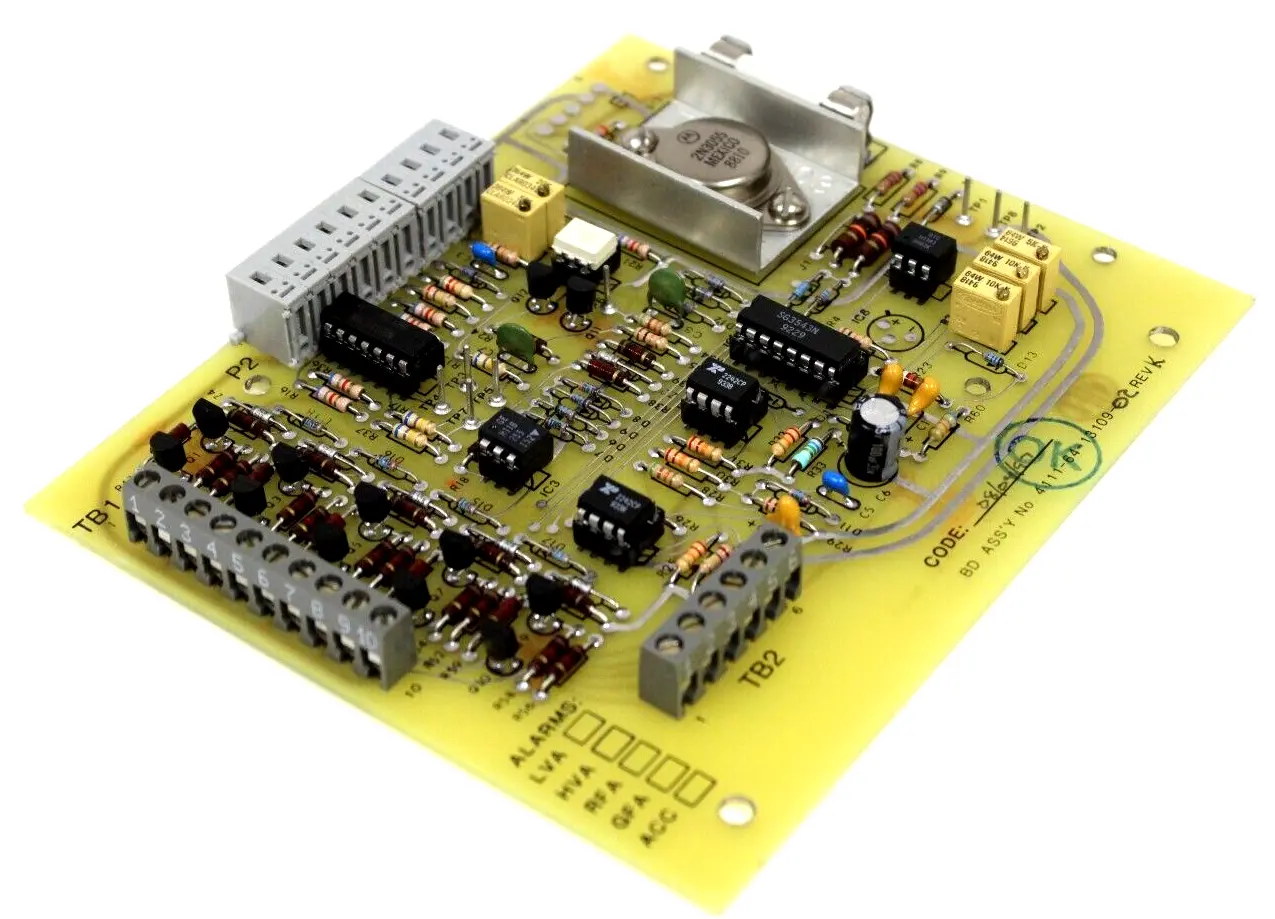 NEW NIFE 4111-64-13109-02 3133-64-13110-01 CIRCUIT BOARD 4111641310902