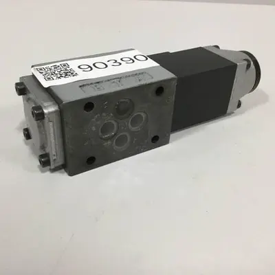 USED REXROTH 3WE6B951AG24N9K4V