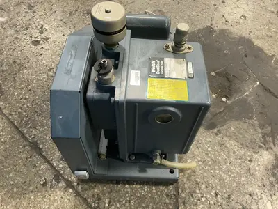 Used WELCH 1402 Vacuum Pumps Ohio US | HGR 24 #1566914